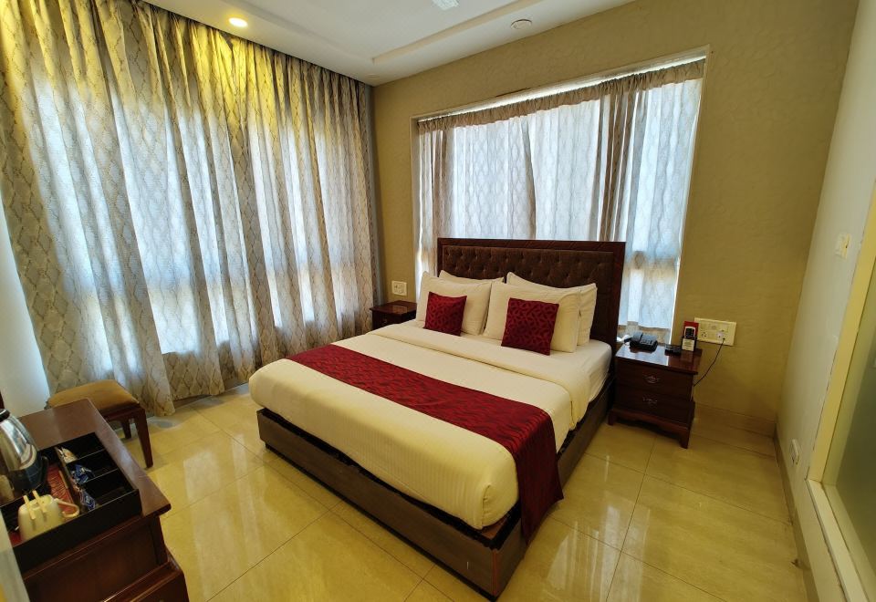 Vits PanchganiPremium Studio