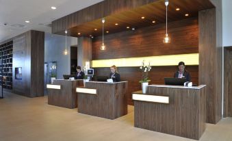 Courtyard by Marriott Gdynia Waterfront - Housity