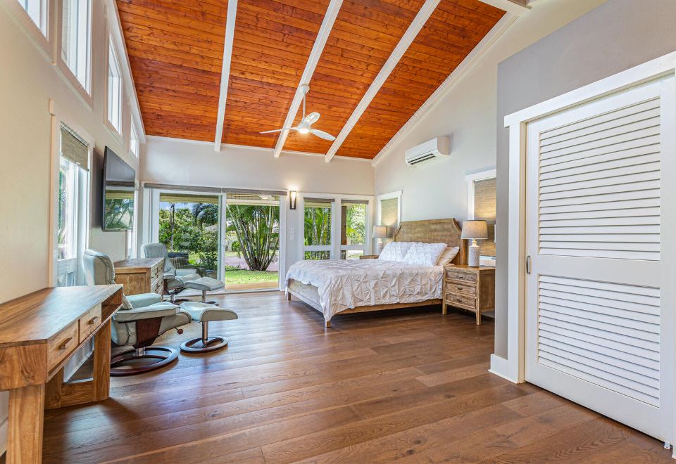 郁郁葱葱的后院绿洲，盐水游泳池-惊艳的家庭休闲