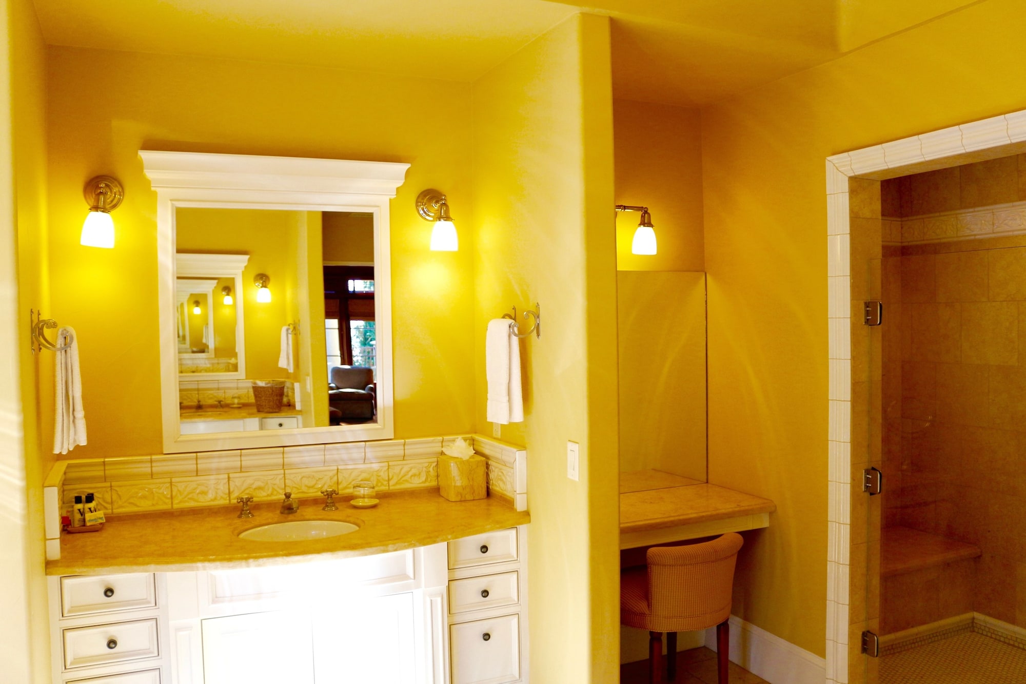 酿酒师住宅，2间卧室，热水浴缸，葡萄园景观