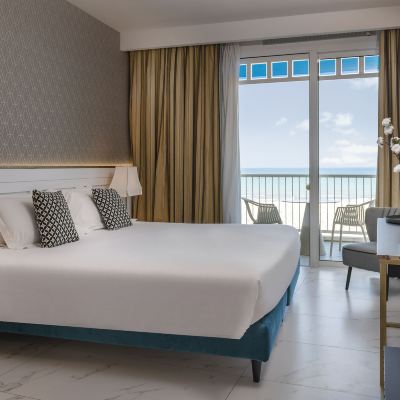 Comfort Room with Balcony and Sea View Savoia Hotel Rimini Promo Code
