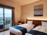 THE GRAND HOTEL GINOWAN Hotele w: Ginowan
