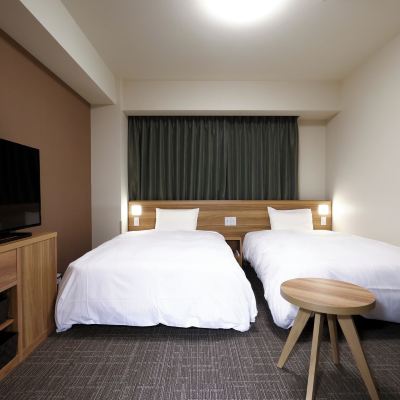 豪華雙床房（禁菸） 天然溫泉富士櫻之湯御殿場多米快捷飯店優惠