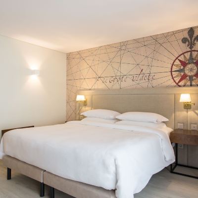 Standard Queen Room Four Points by Sheraton Sesimbra Promo Code