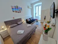 Lola's Place Hotéis em Rijeka