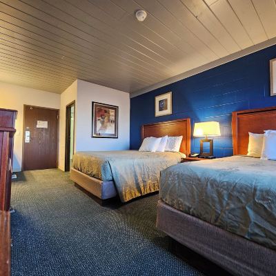 Deluxe Room 1st Choice Inn of Rawlins Promo Code