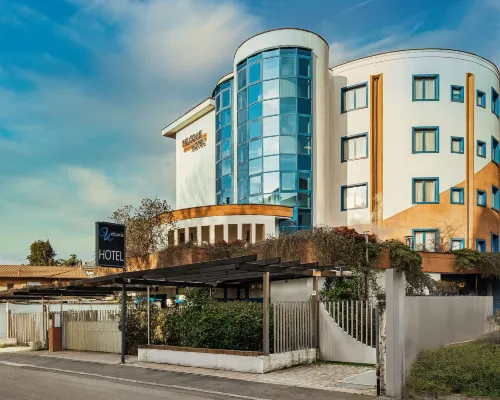 Welcome Hotel Hotels in Ligni