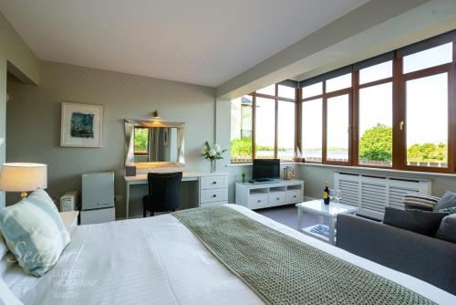 带海景的小型套房