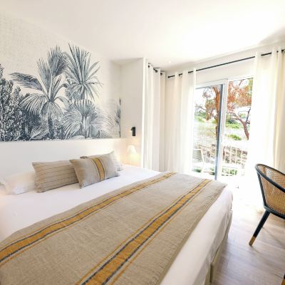 Comfort Double Room, Balcony, City View or Country View Le Saint Erasme Promo Code