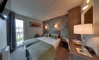 Hotel Acadie les Ulis - Housity