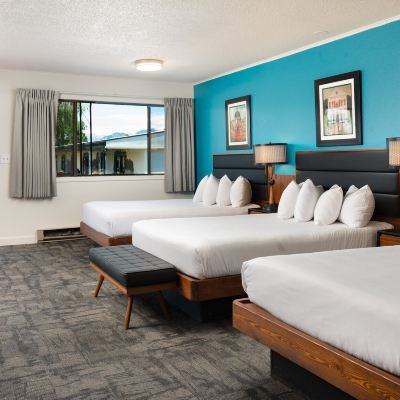 Standard Triple Room, Refrigerator&Microwave (3 Double Beds) The Sapphire Motel Promo Code