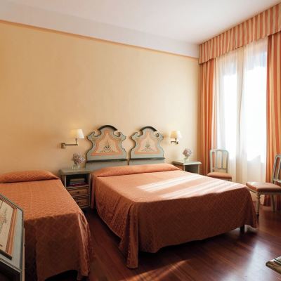 Triple Room Hotel Parma e Oriente Promo Code