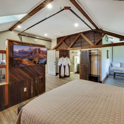 Hayloft I Cartier Mansion B&B Promo Code