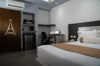 Hotel Eiffel