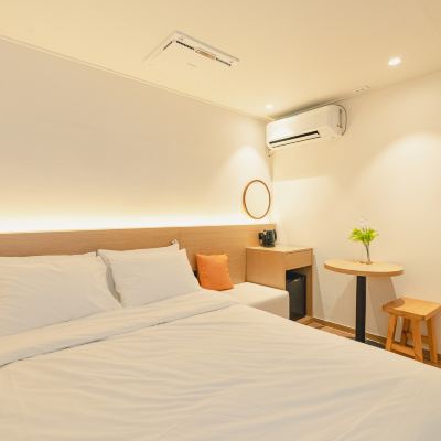 Down Joy (Non Smoking In All Room, Queen Bed) Guri Rose Motel 쿠폰