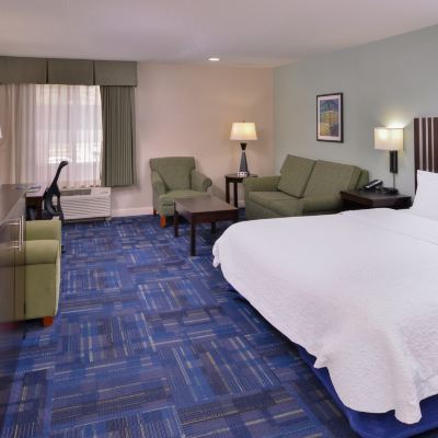 King Room with Sofabed Hampton Inn Eugene Promo Code