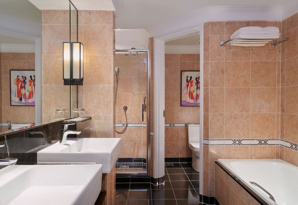 一室房，特大床