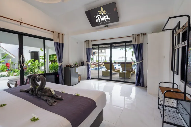 Deluxe Bungalow, 1 King Bed, Terrace, Sea Facing