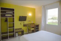 Auberge de la Baie Отели в г. 