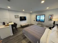 Xquisite Suites