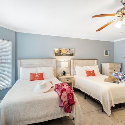 Double Studio Tropical Beach Resorts - Sarasota Promo Code