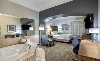 La Quinta Inn & Suites by Wyndham Manteca - Ripon