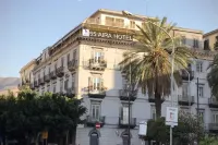 55 Aira Hotel