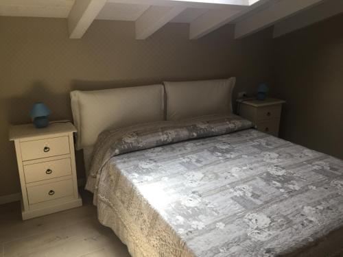 两卧室公寓 - 带露台