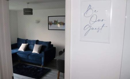 Blue Apartment in Peterborough - Housity