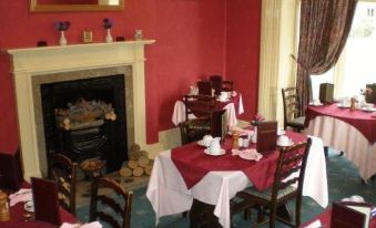 The Limes County House Hotel - Housity