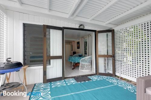 Vaka Beach Cottage with AC Unlimited Wifi One-Bedroom House