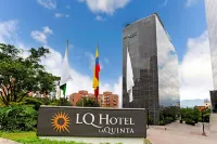 La Quinta by Wyndham Medellin  호텔
