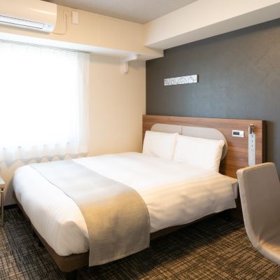 エコノミーダブルルーム(浴室) コンフォートホテル新大阪 クーポン