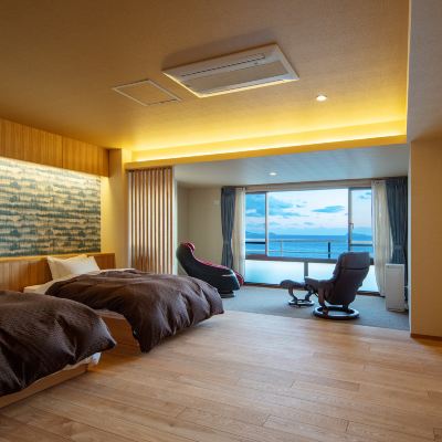 Special Room With A Semi-Open-Air Bath [Deluxe Suite] [Japanese-Western Room] [Non-Smoking] [Ocean View] 活魚の美舟 クーポン