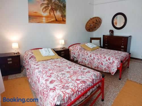 Ampio Appartamento Vicino Al Centro di Treviso, Parcheggio GratuitoTwo-Bedroom Apartment