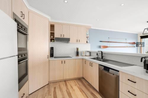 两卧室联排别墅