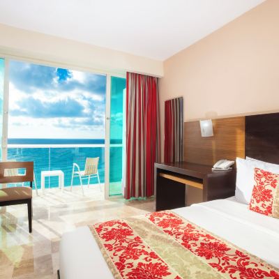 Club Room, 1 King Bed, Balcony, Ocean View Krystal Cancun Promo Code