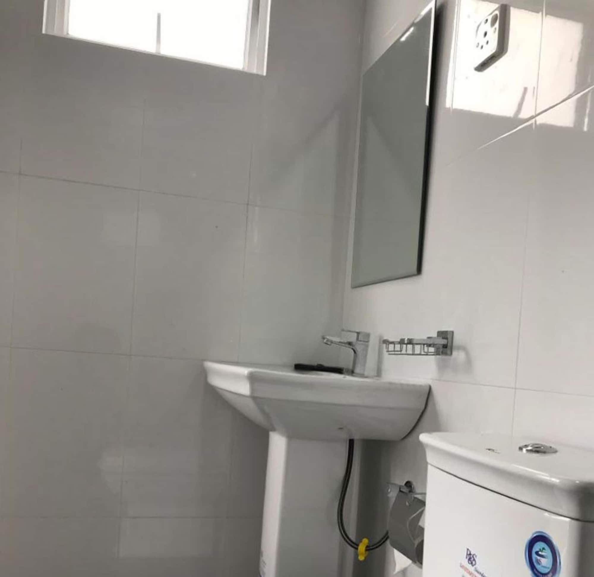 豪华小木屋，1张双人床，山景，花园区