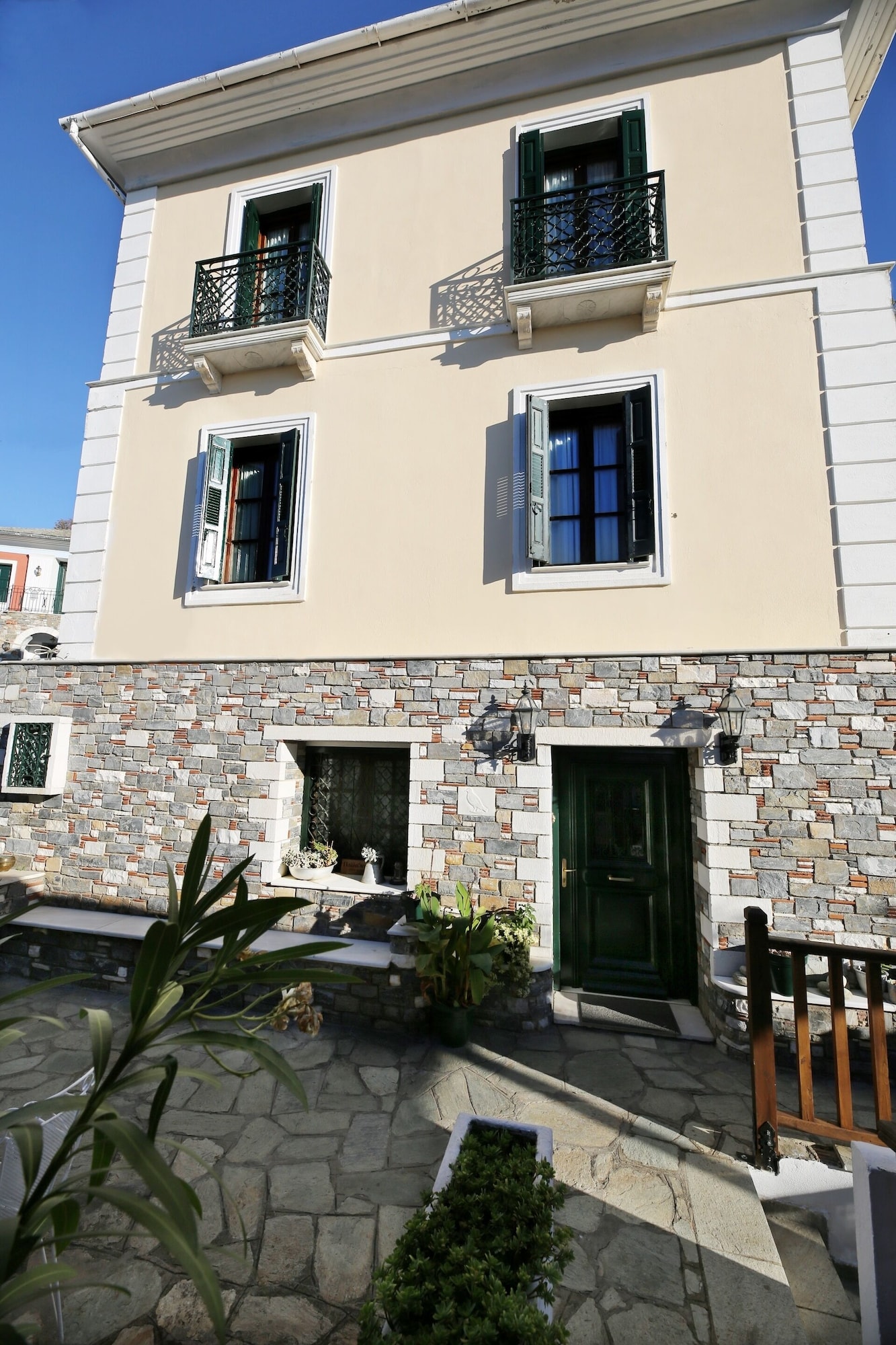 家庭公寓（可容纳4人）