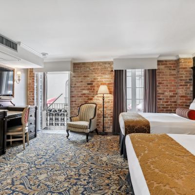 2 Queen Bed Courtyard Room Place d'Armes Hotel Promo Code