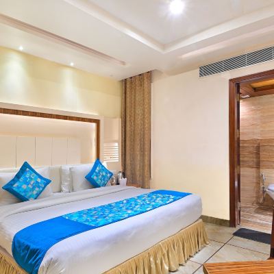 Super Deluxe Room Hari Piorko Inn Express Promo Code