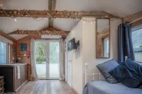 The Lodge - 1 Bedroom - Freshwest Beach Retreat Hotels in Stackpole