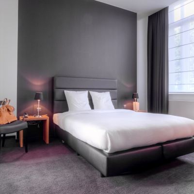 Double or Twin Room Hotel St James Promo Code