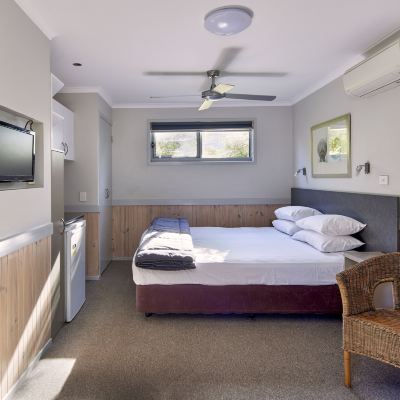 Studio Cabin NRMA Sydney Lakeside Holiday Park Promo Code