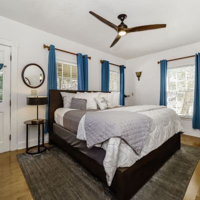 Standard Room, 1 King Bed (Camelot) Agustin Inn Promo Code