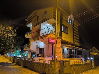 Avşar Apart Motel Hotele w: 