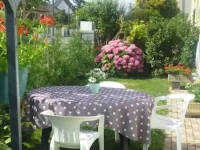 Geranium Apartment