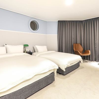 Twin Room Hotel Pier 48 Promo Code