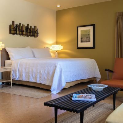 Poolside Suite The Hideaway Promo Code