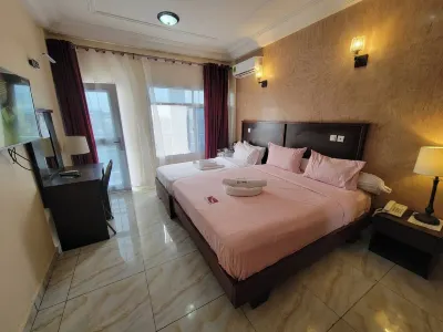 Safyad Hotel Hotele w: 